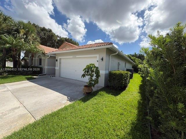 Foto del edificio - 16850 Crestview Ln