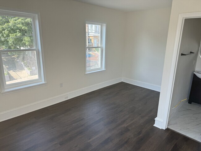 Foto del edificio - 106 N 9th St