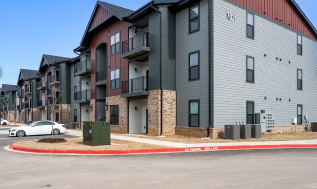 Photo - 700 N 40th St Apartment