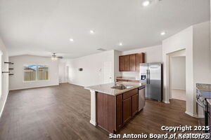 Foto del edificio - 529 Havarti Wy