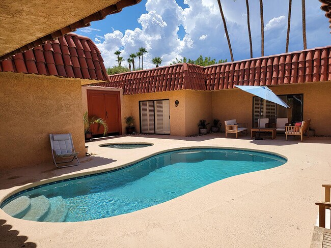 Building Photo - 72816 Mesa View Dr