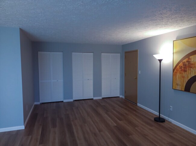 Sala de estar - 1203 Dutilh Rd