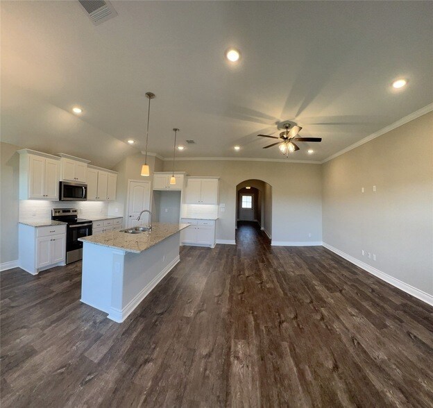 Foto del edificio - 801 Ransom Wy