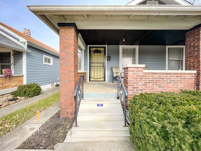 Foto del edificio - 867-867 N Linwood Ave