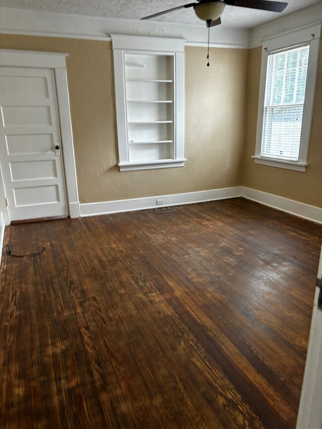 Bedroom 1 - 1308 Holden St