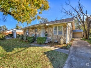Building Photo - 410 E Northrup Dr