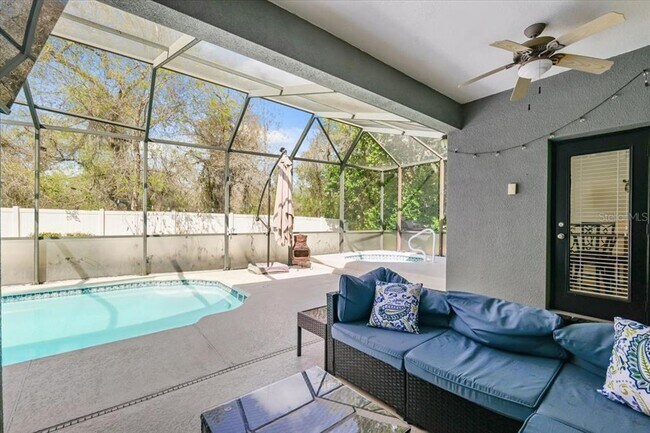 Building Photo - 15604 Durango Cir