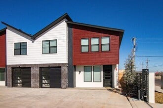 Building Photo - 406 38th St