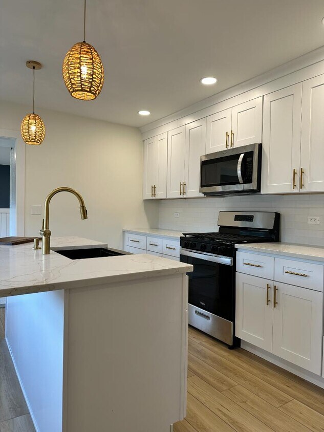 Foto del edificio - 112 Wilson Ave