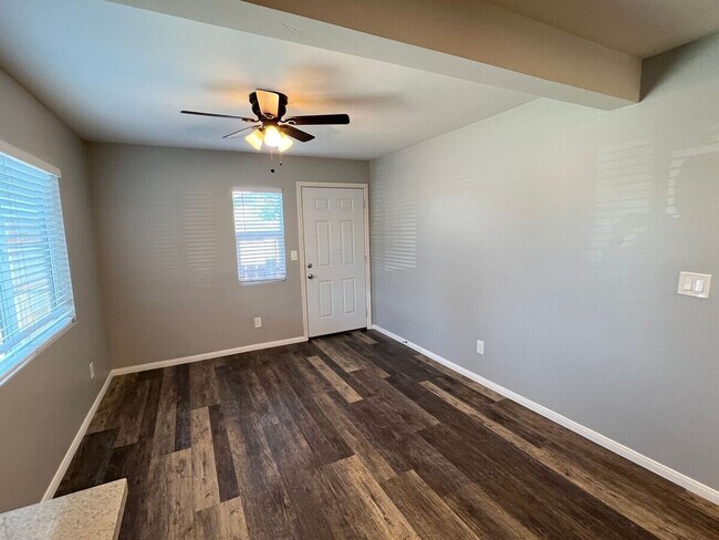 Foto del edificio - 4959-61 Catoctin Dr