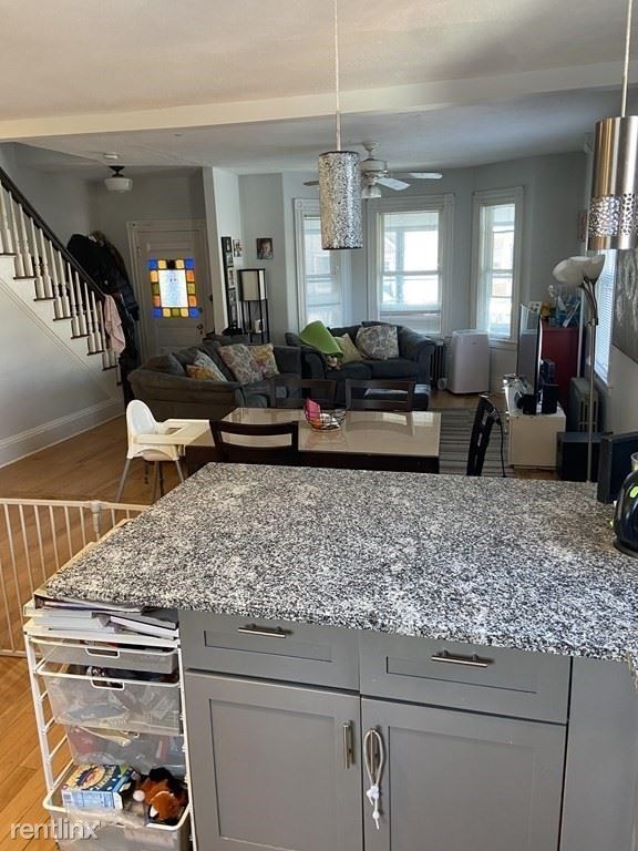 Foto del edificio - 4 br, 2.5 bath Duplex - 14 Lincoln Rd Dupl...
