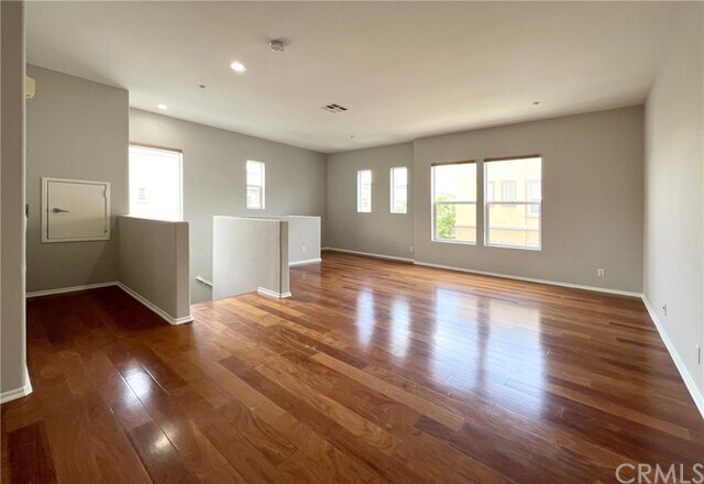 Building Photo - 1134 Armstrong Dr