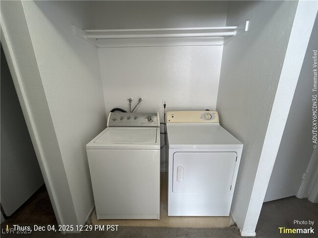 Foto del edificio - 4749 Woodlake Ave