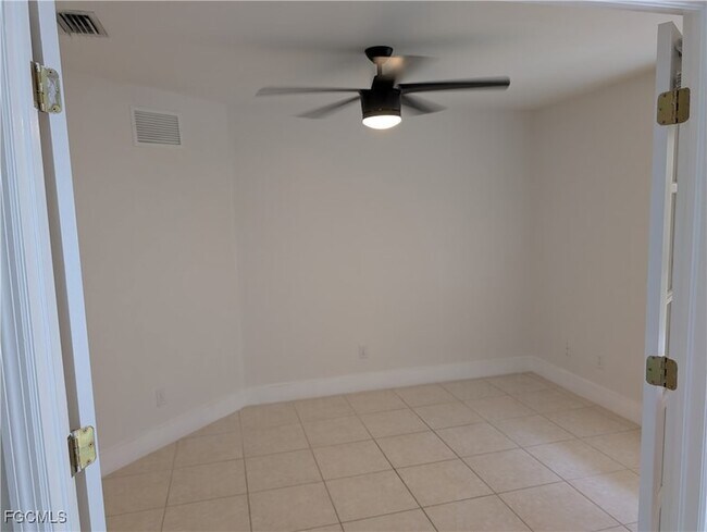 Foto del edificio - 1801 NW 1st Ave