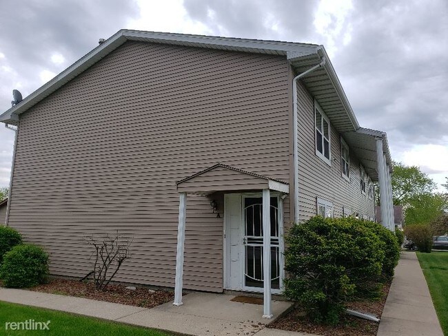 Building Photo - 2 br, 2 bath Apartment - 3891 West 74th Court