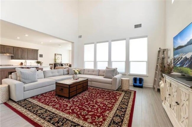 Building Photo - 5211 Watusi Bend