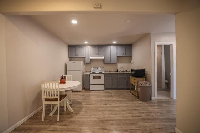 Building Photo - 3808 Timberline Dr