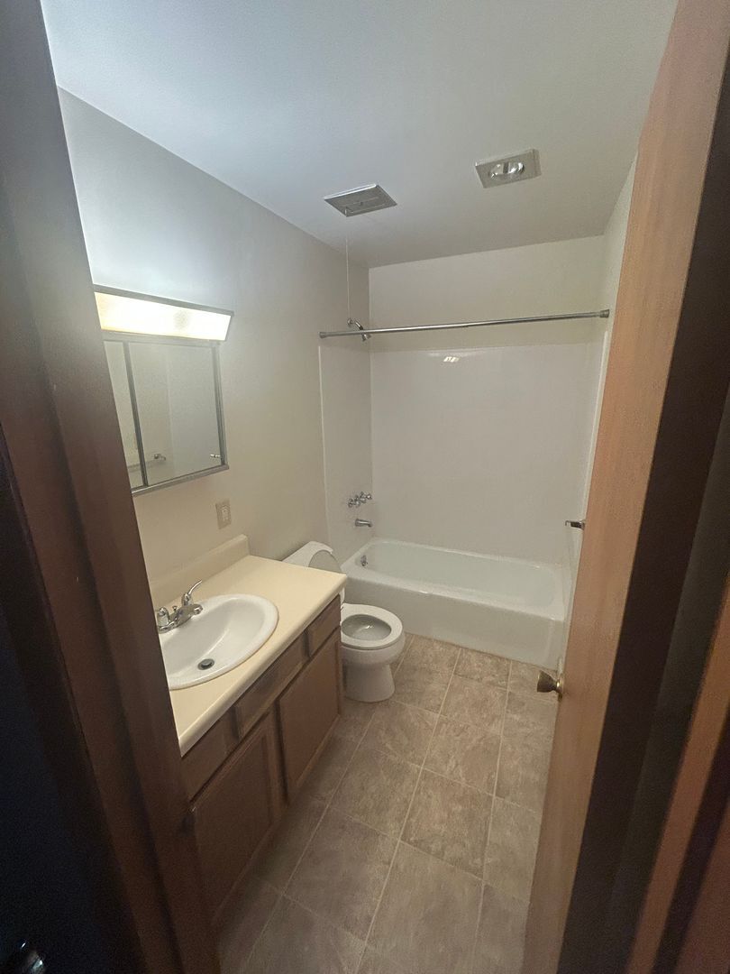 1150 Louisiana Ave Perrysburg, OH 43551 – photo 2