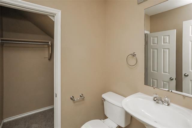 Building Photo - 5786 Firethorn Dr