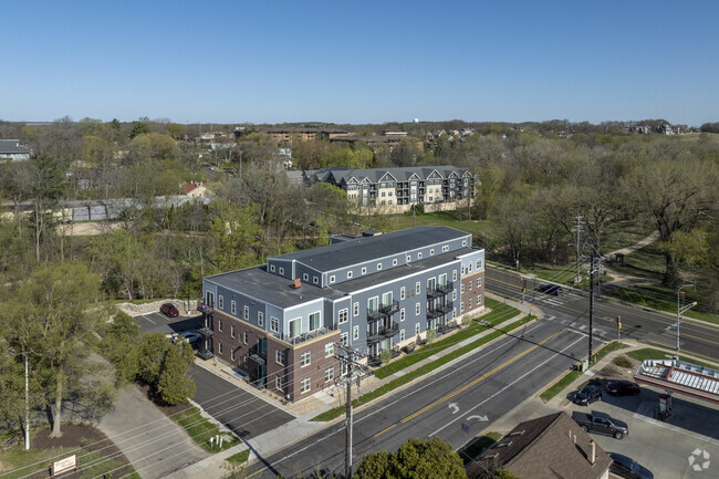 Foto aérea - Beaverbrook Apartments