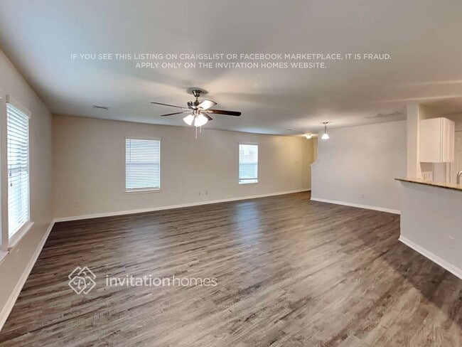 Foto del edificio - 21503 Palma Grove Way