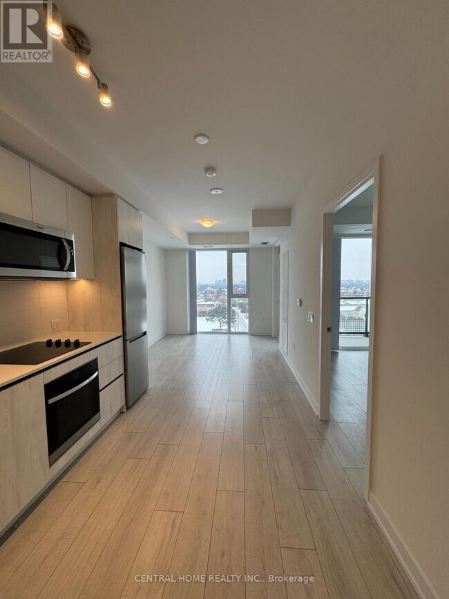 Photo du bâtiment - 5858 Yonge St