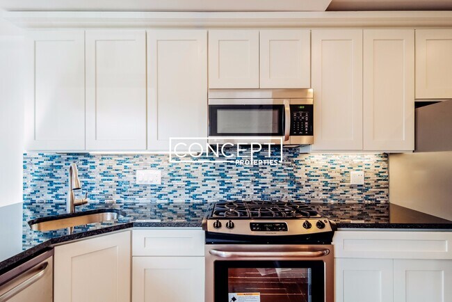 Foto del edificio - 108 Maverick St