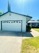 Building Photo - 2537 Venus Way