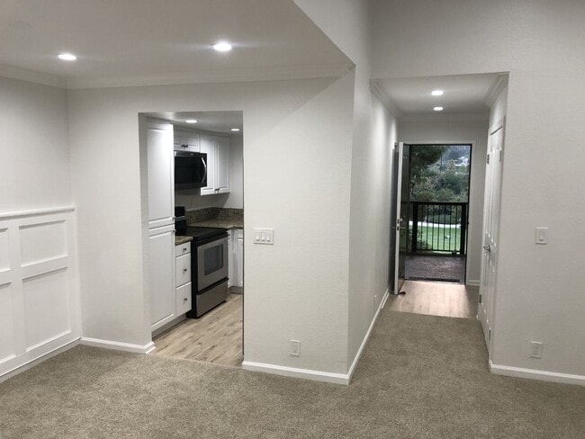 Building Photo - 25581 Indian Hill Ln