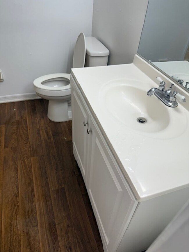 Foto del edificio - Coral Gardens one bedroom condo