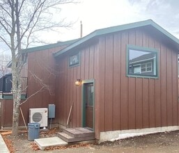 Building Photo - 309 S 19th St