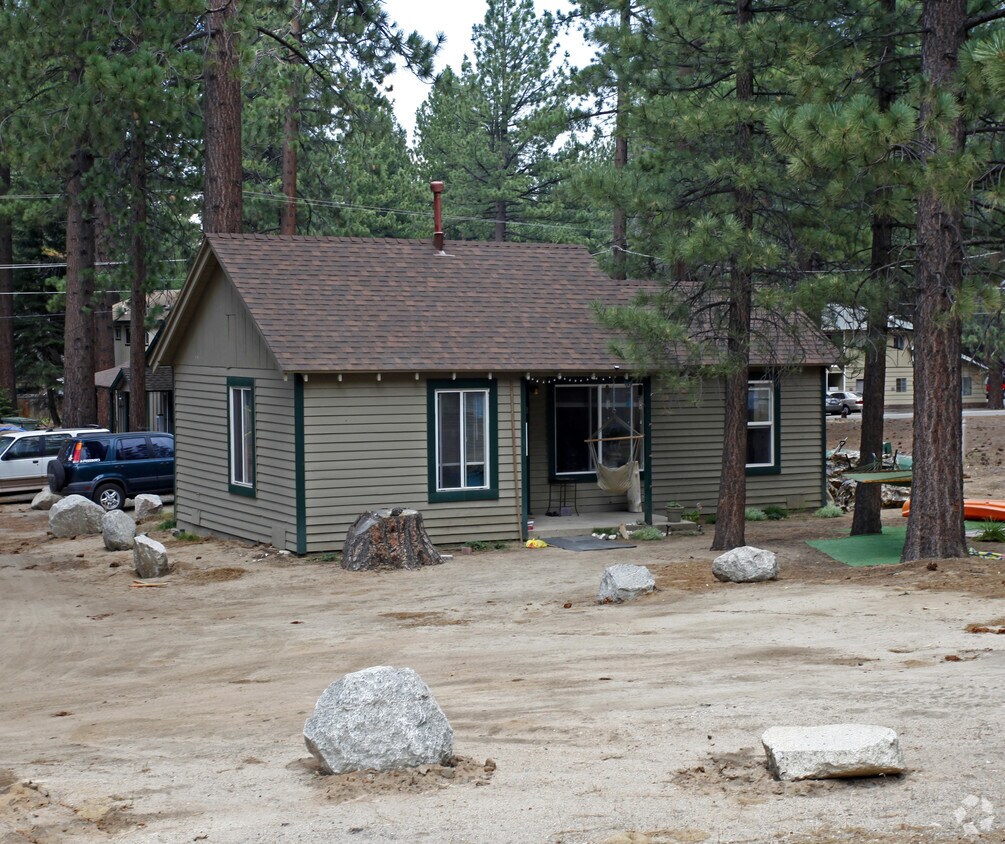 Primary Photo - Emerald Pines Resort