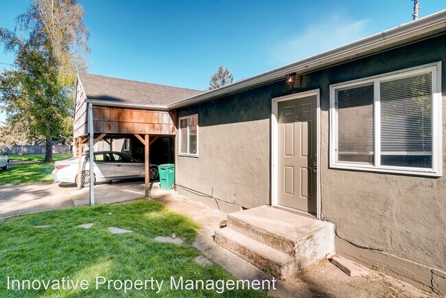 Building Photo - 4535-4611 SW 175th Ave