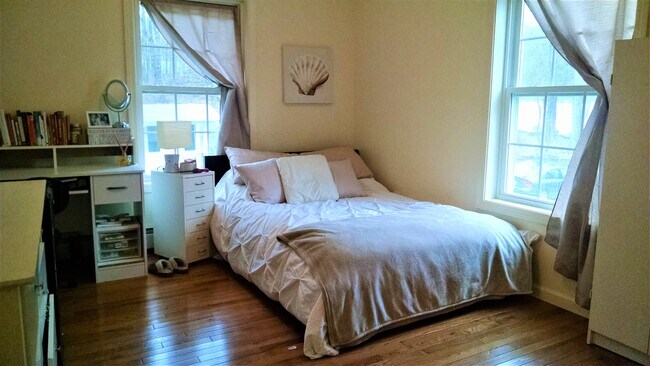 Building Photo - 88A Prospect St