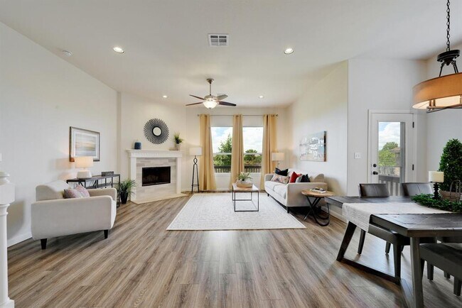 Foto del edificio - 129 Briarpatch Ct
