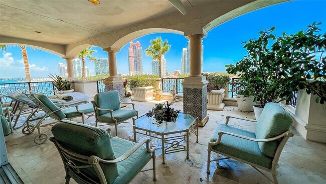 Foto del edificio - 7241 Fisher Island Dr