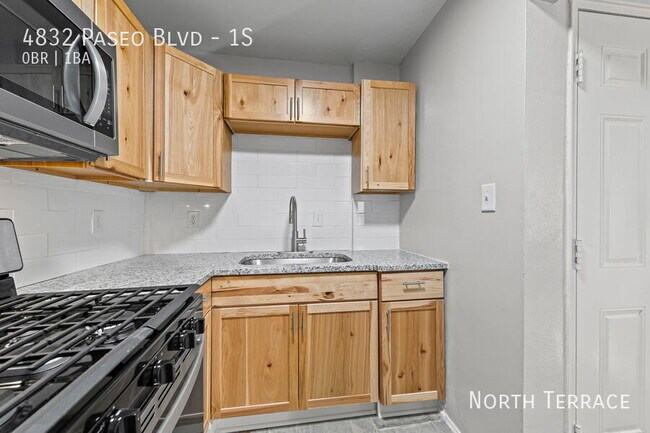 Building Photo - 4832 The Paseo