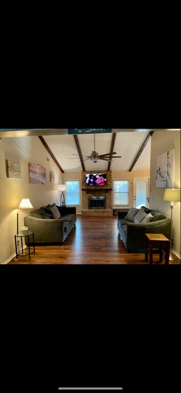 Foto del edificio - 9687 Chelmsford Dr