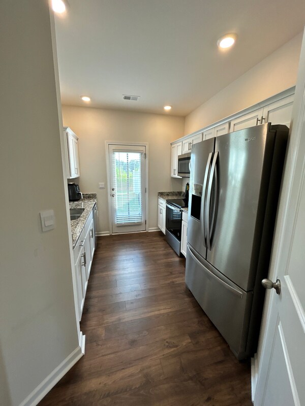 Building Photo - 125 Sunriff CT