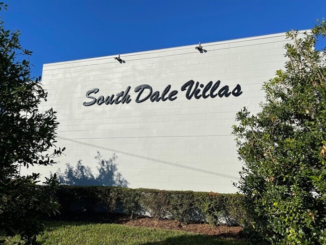 Interior Photo - South Dale Villas