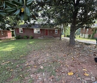 Building Photo - 4484 Meadow Dr