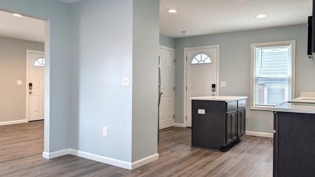 Cocina/Comedor - Espacio abierto - 2903 Homehurst Ave