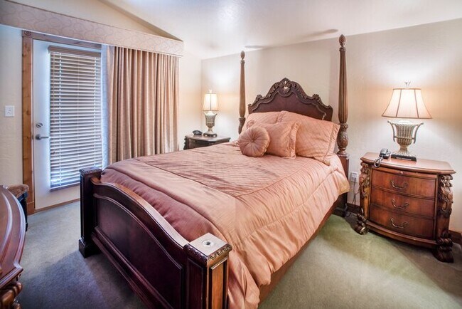 Foto del edificio - Villa 3080 1 Bed 1 Bath Full Kitchen