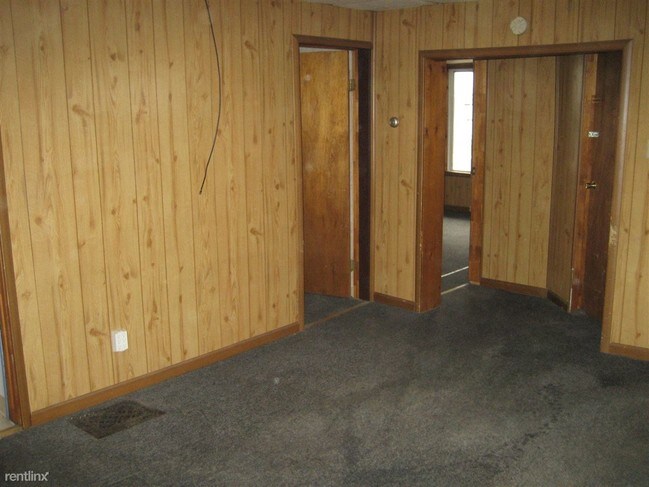 Building Photo - 1222 Vestal Ave