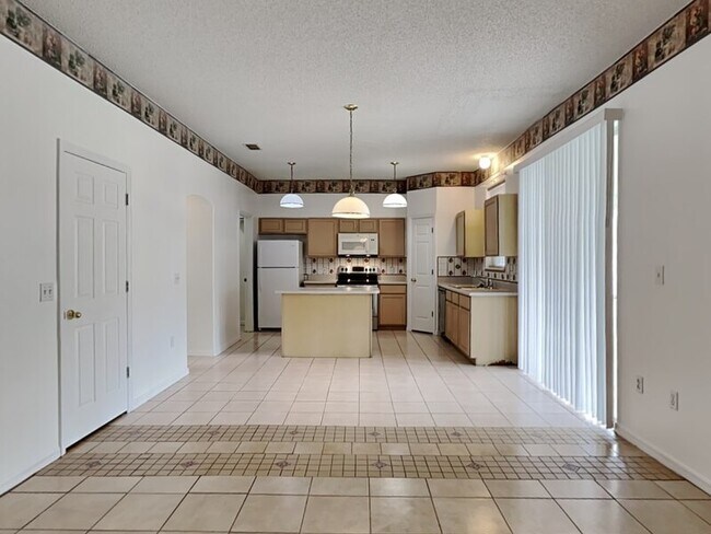 Foto del edificio - 3233 Kings Ridge Terrace