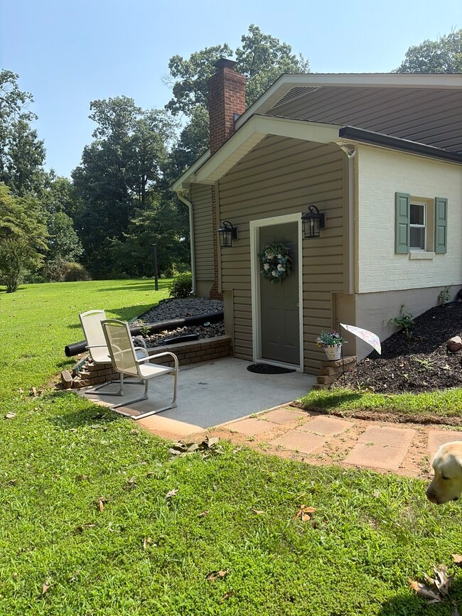 Building Photo - 10523 Rolling Green Ct