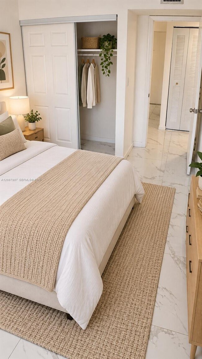 Foto del edificio - 1400 NE 55th St