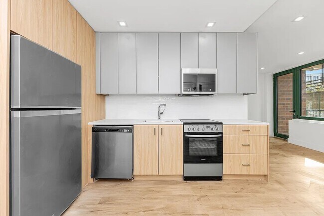Foto del edificio - 36-45-45 31st St