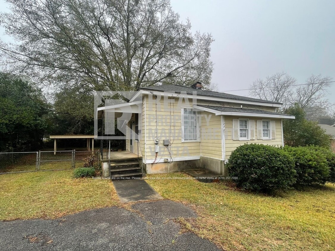 Foto principal - 110 W Ridge Cir