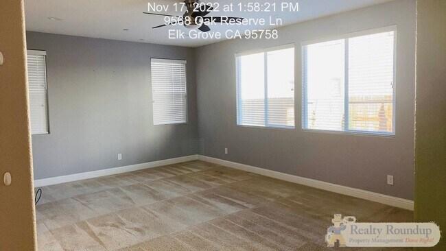 Building Photo - 4 Bed, 3 Bath Home in Elk Grove